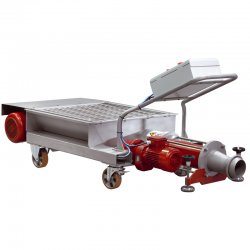 Перекачивание винограда при помощи насосов