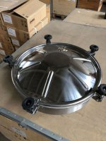 Круглый люк с пятью точками зажима